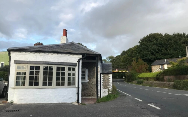 Wonderfully Quirky 3BD Home Amberley West Sussex