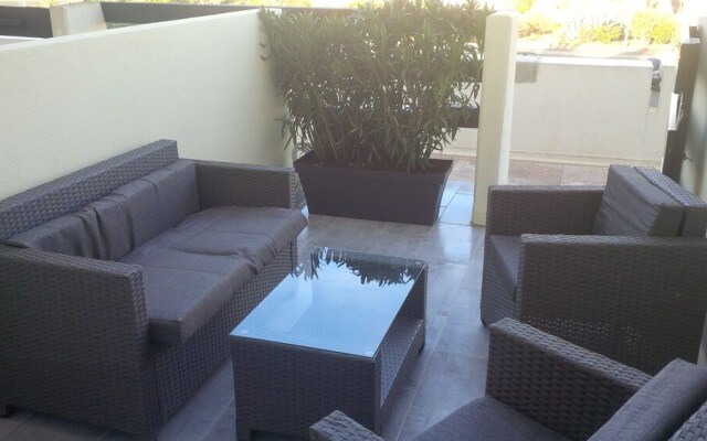Clubber Naturist Design