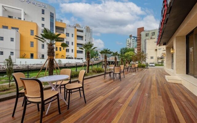 Masan Daisy Hotel