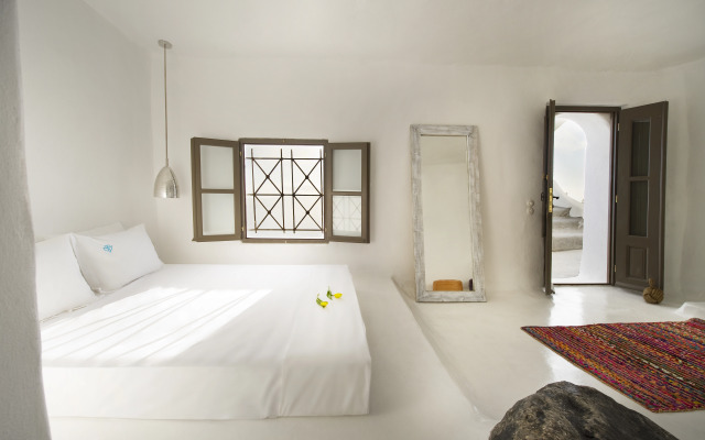Sophia Luxury Suites
