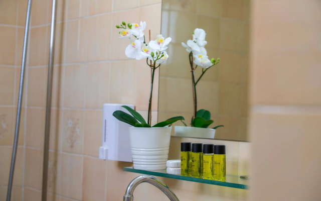 Costantiana Beach Hotel Apartments