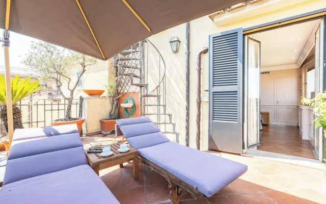 Rental in Rome Trevi Luxury Penthouse