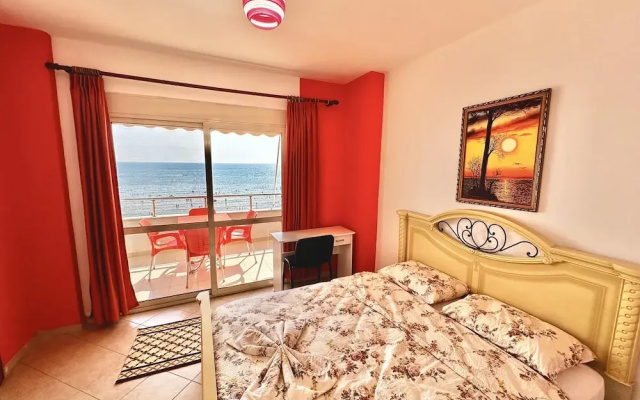 Beachfront Apartment With Stunning Sea Views