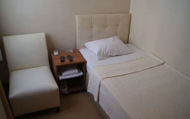 Yeni Caglayan Otel