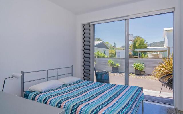 Breezy Views - Simpsons Beach Holiday Home