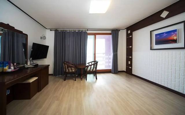 Haedoji Hotel Yangyang