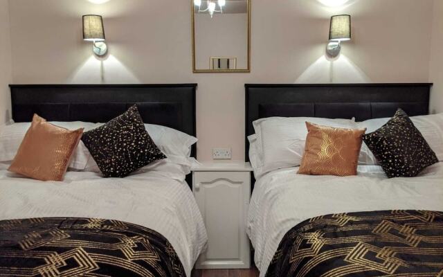 Highcliffe by Sasco Apartments