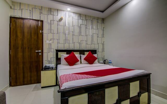 OYO 16744 Live Inn Castle