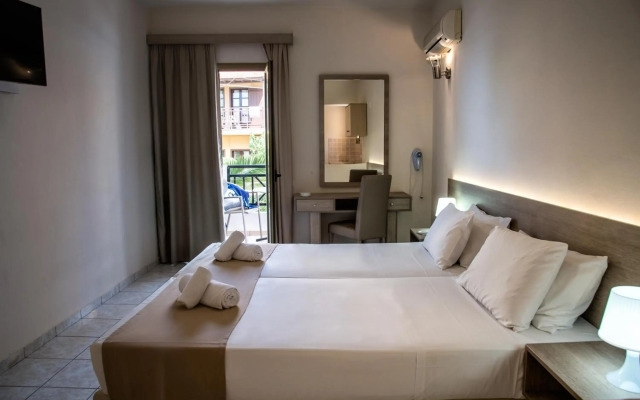 Elmi Suites Beach Hotel - All Inclusive