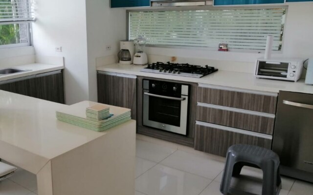 Casa Quinta Privada en Lagos del Peñón