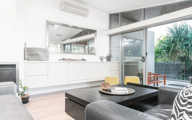 Your Luxury Escape - Vue from Here