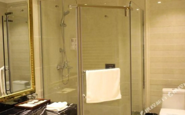 Poya Hotel