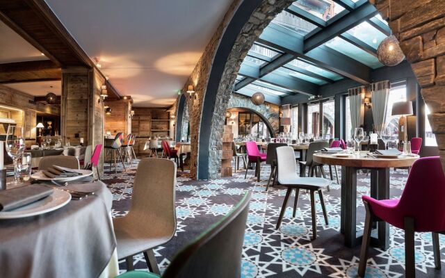 Pretty Apartment Just 300 Meters From the Slopes in Tignes