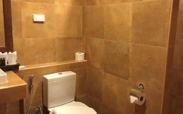 Nangreenlakeview Resort