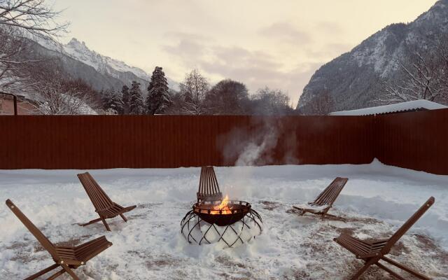 Big house (Биг Хаус)