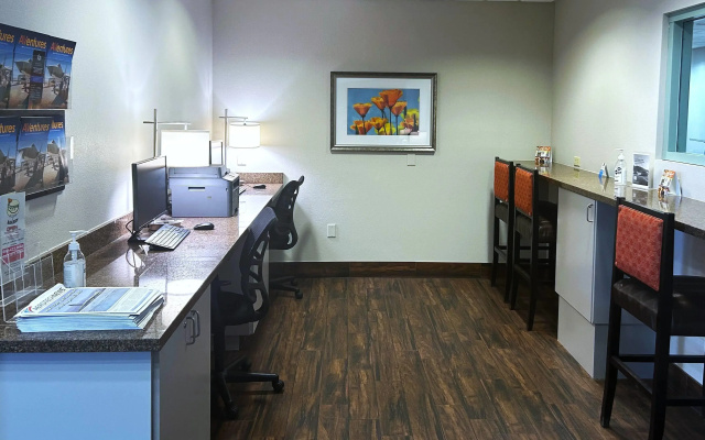 Wyndham Garden Lancaster CA