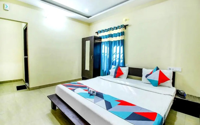Goroomgo Puja Residency Kolkata