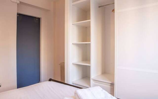 Modern 3Bed Apt Next To Madrid Airport, Near Metro