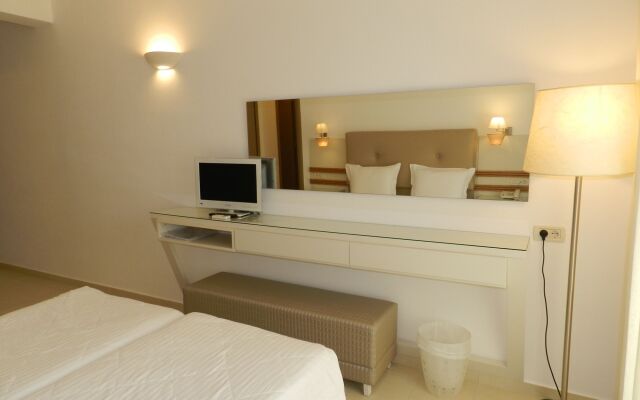 Lithos by Spyros & Flora