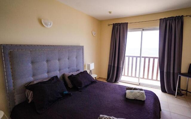 Outstanding 2 Bedroom Beach Front Suite 3