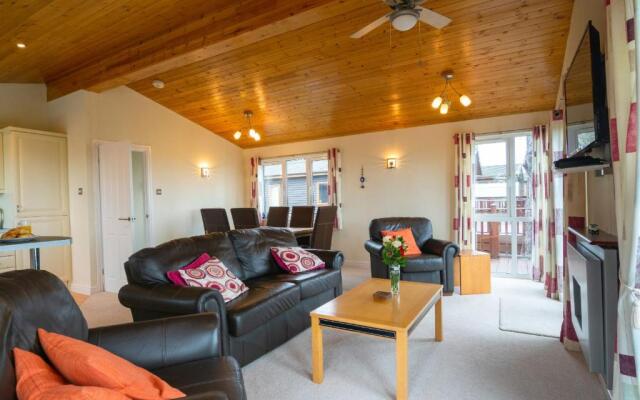 Whitsand Bay Lodge