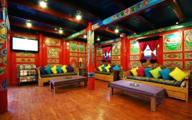 Tulip Inn Jiuzhaigou Shangmo Hotel