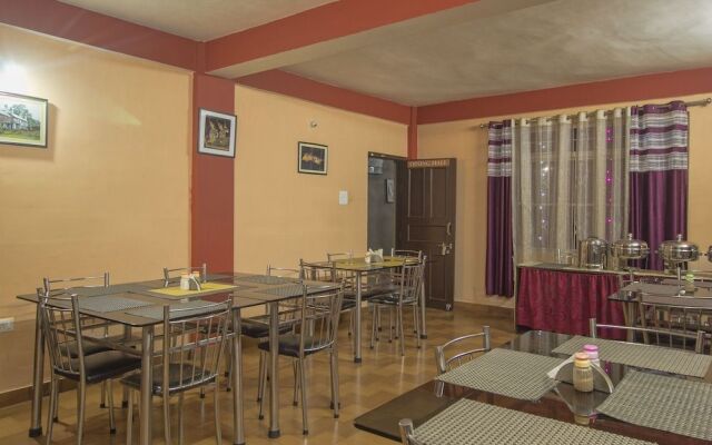 Oyo 30417 Hotel Green View Neelgiri