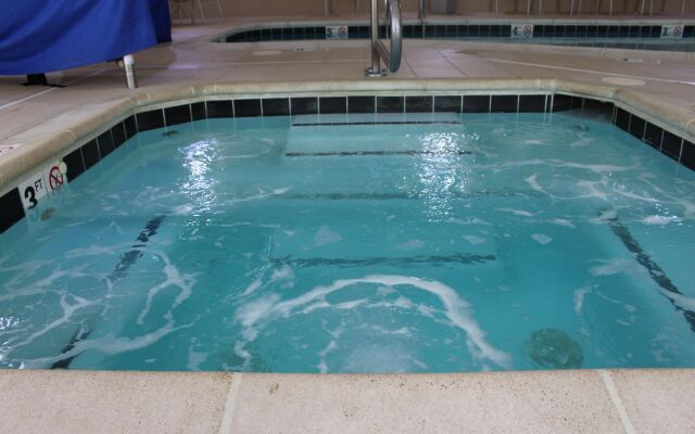 Fairfield Inn & Suites by Marriott Kansas City Liberty