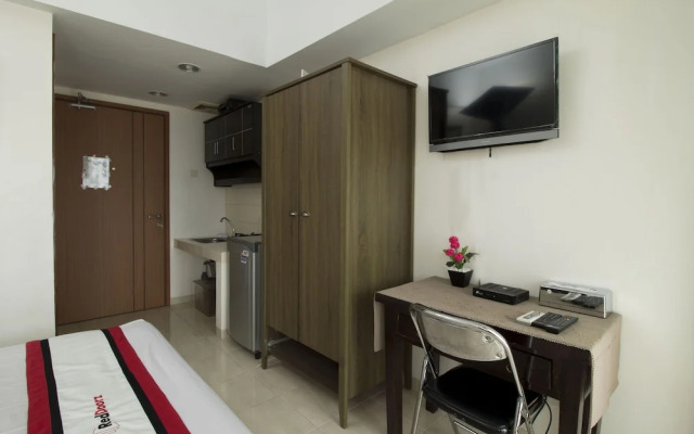 RedDoorz Apartment @ Margonda Residence 3