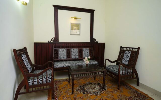 OYO 10638 Chandana Royal Resorts