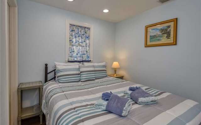 Hidden Villa - Two Bedroom Home