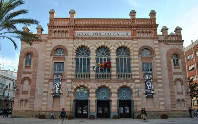 Apartment With One Bedroom In Cadiz, With Wonderful City View, Balcony And Wifi