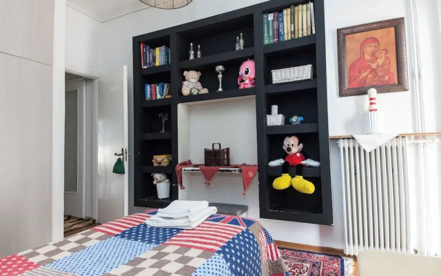 Urban Cosy 2 Bd Apt Near Metro w Balcony