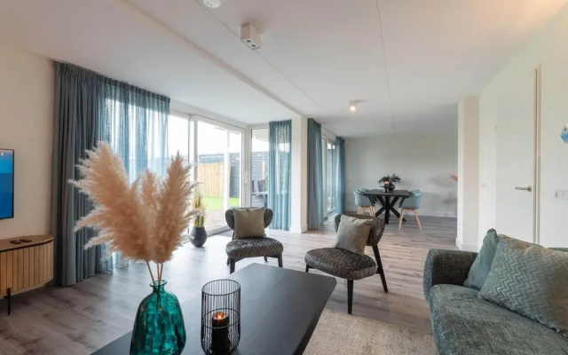 Holiday Home in Colijnsplaat With Sauna