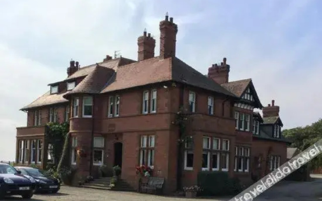Sandhill House