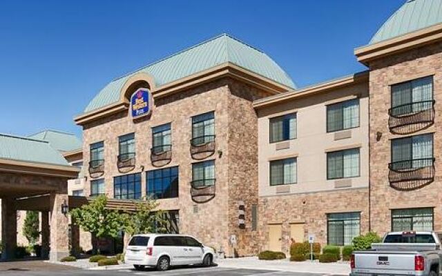 Best Western Premier Pasco Inn & Suites