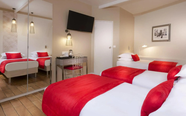 Hotel Eiffel Segur