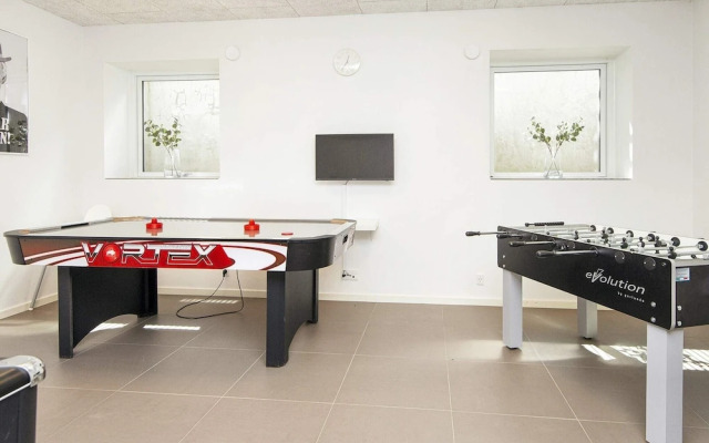 20 Person Holiday Home in Glesborg