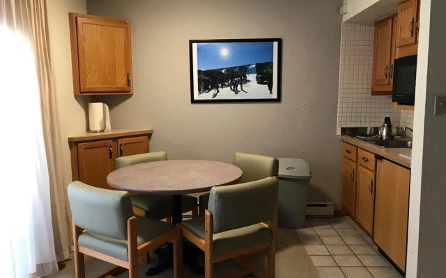 Lift House 403, Studio Condo in Vail Lionshead Village