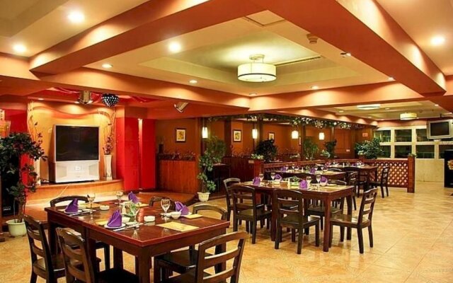 Dynasty Hotel