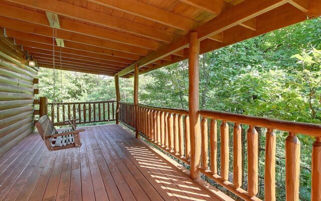Autumn Leaves 1 Bedroom 1 Bathroom Cabin