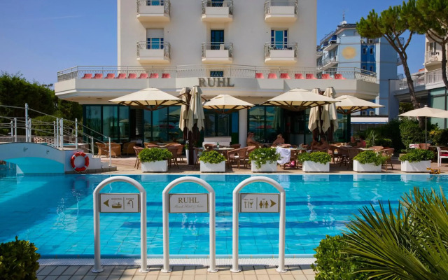 Hotel Serenella