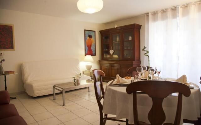 Les Ibis parking et Wifi