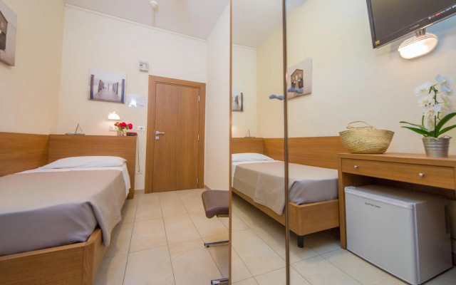 Mediterraneo Hotel & Suites