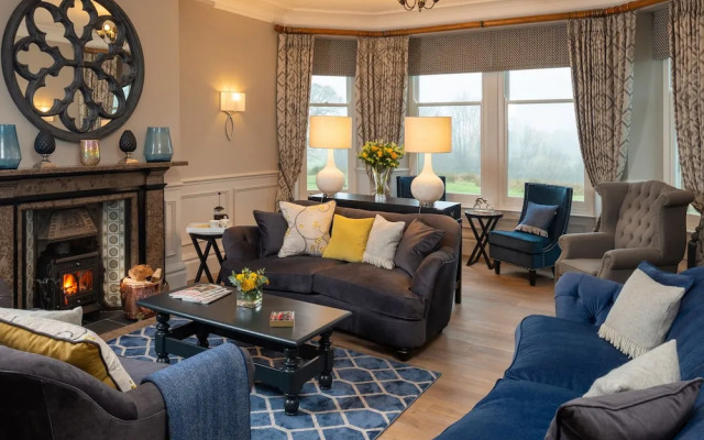Oakdene Country House