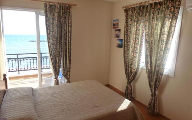 Philippou Beach Villas & Apartments