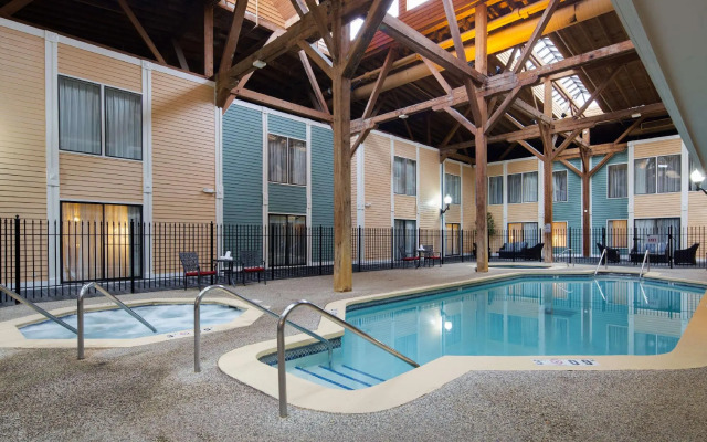 Best Western Plus Como Park Hotel