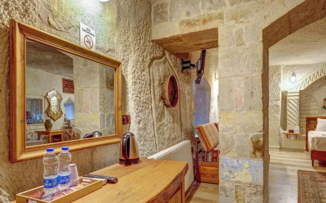Avilla Cave Hotel