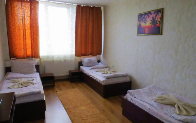 Hotel Touristic Home Kailaka