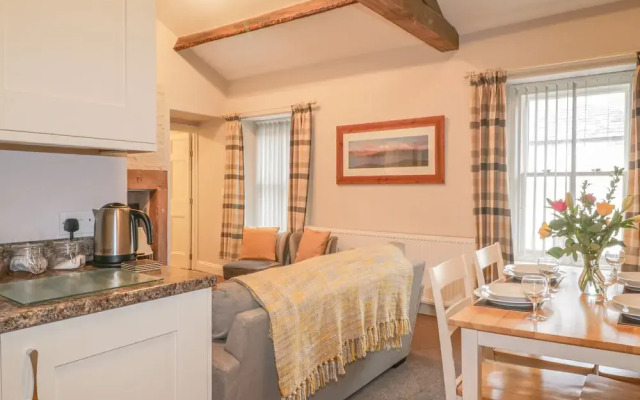 The Mews Apartment